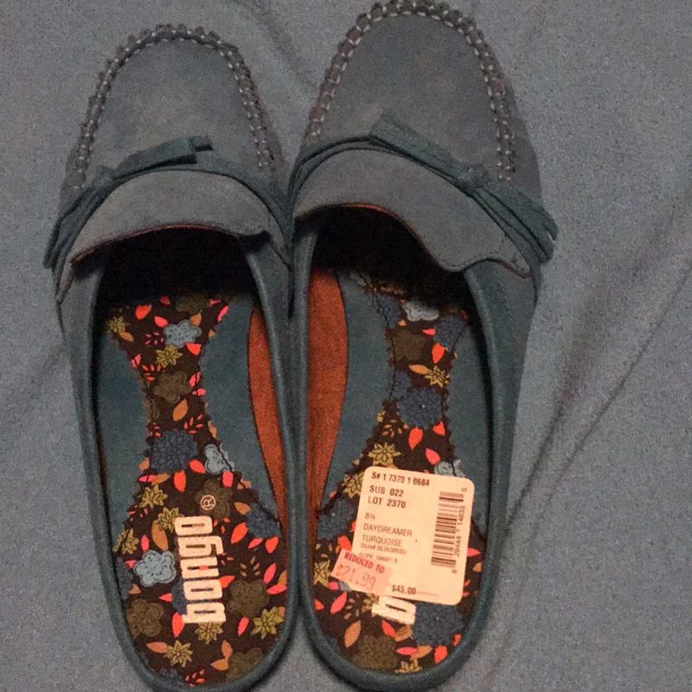 Ladies shoes